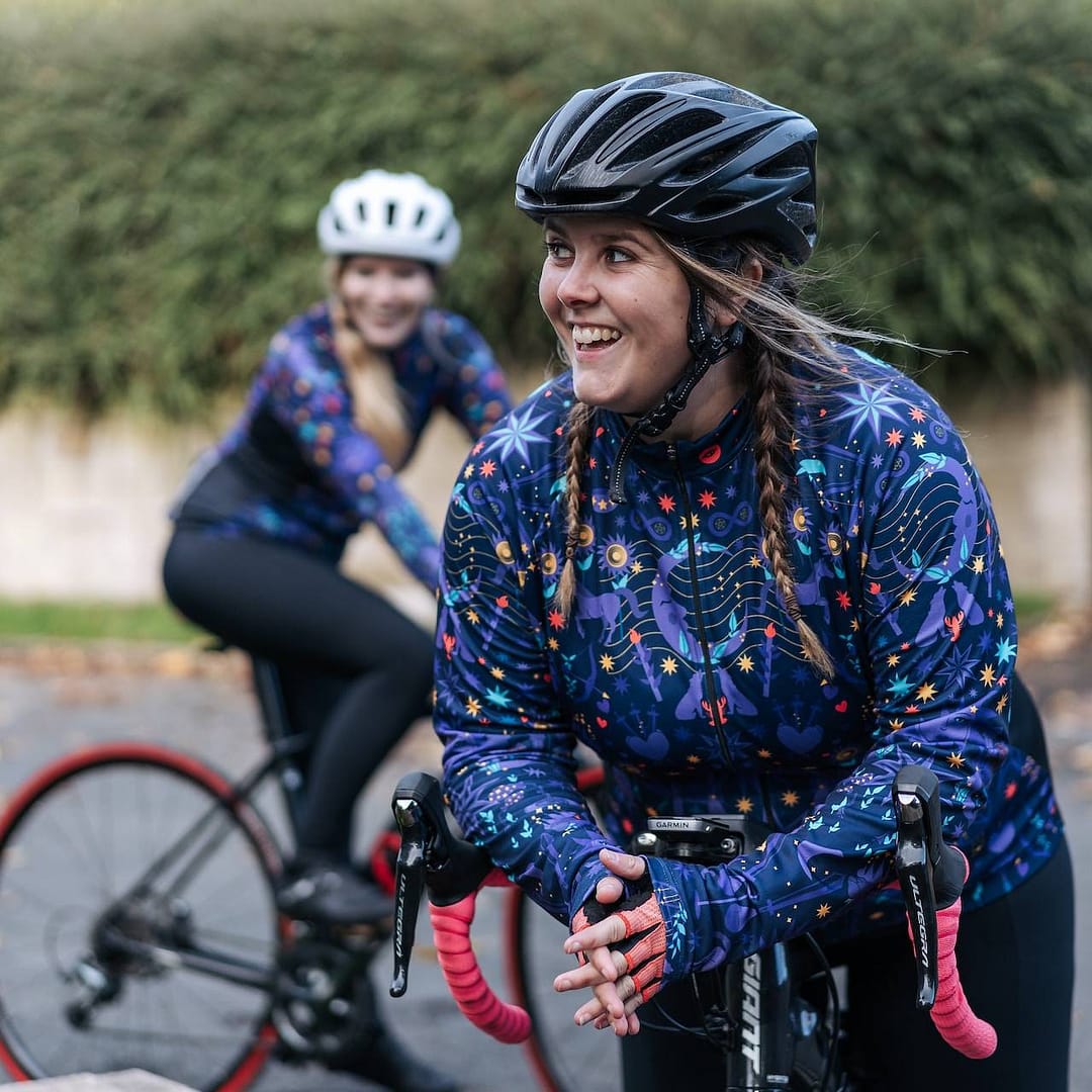 cycling in ilkley - Photo by Fat Lads on Unsplash